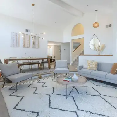 Goode.Homes Hilltop Home w. private pool/spa