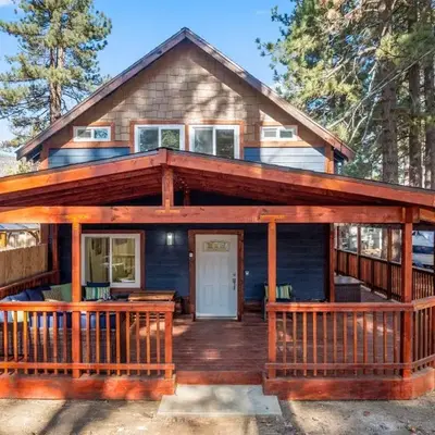 Tall Pines Retreat Large Patio w BBQ and Firepit!
