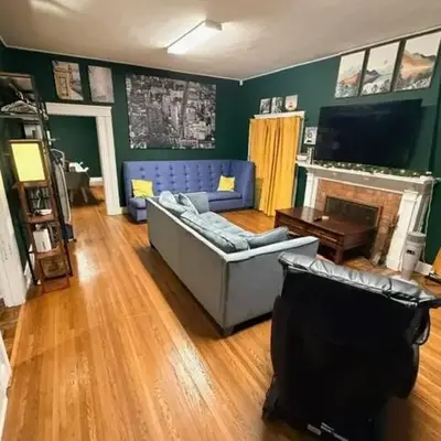 Larchmont 1875 sq ft house 3 bed 2 bathroom