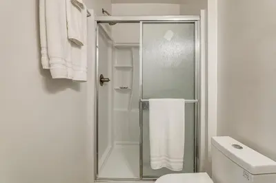 a bathroom with a shower and a toilet at 5 Mi to Santa Monica Pier and Beach Chic Studio in Los Angeles