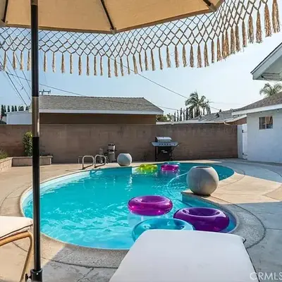 Stunning Oasis with Pool by Disneyland and Knotts