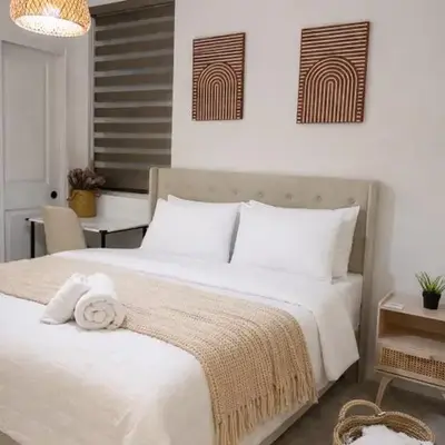 85 hotel
