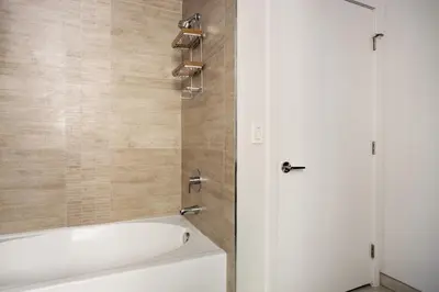 Gallery image of Playa Vista 1br w pool gym lounge wd nr 405 LAX-1025 in Los Angeles