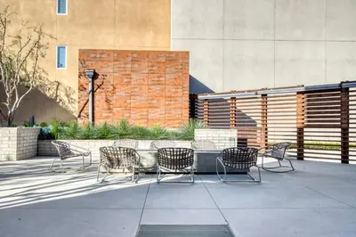 Gallery image of Playa Vista 1br w pool gym lounge wd nr 405 LAX-1025 in Los Angeles