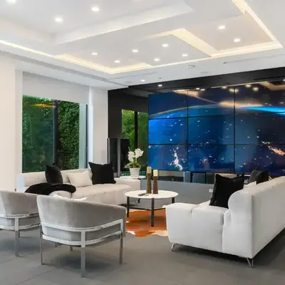 Ultra Luxury 5BR Beverly Hills Estate with Private Pool Spa and Canyon Views