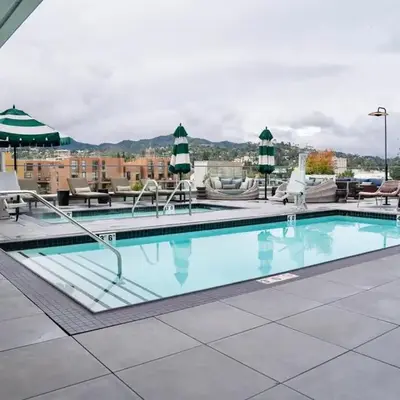 Hollywood Palladium 1 BD EV charger Free Parking