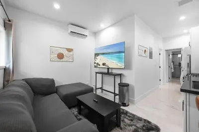 Gallery image of Home near Disneyland | Central to LA & OC in Norwalk
