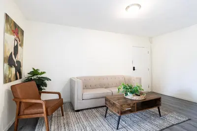 a living room with a couch and a coffee table at Comfortable 1B 2beds Retreat Near Beverly Hills in Los Angeles