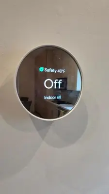 a mirror on a wall with a sign on it at Modern Studio with Kitchen Parking Near Beverly Hills and Culver City in Los Angeles