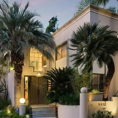 The Sinatra House- Fully Furnished!