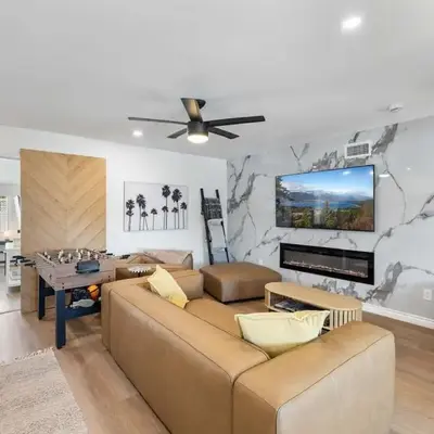 2BR 2BA Home Hot Tub