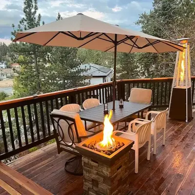 Luxury Lakefront Retreat