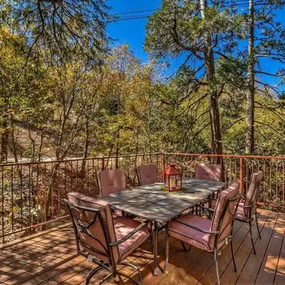 Arrowhead Cabin Near Lake and Village
