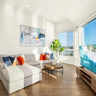 Ocean's Edge 2BR Penthouse - Infinite Blue Views