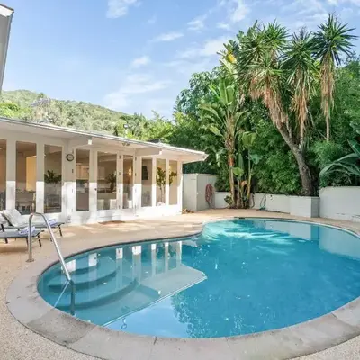 Beverly Hills Canyon Estate by Colby & Conrad