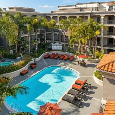 Marina del Rey Spacious 2BR 2BA - Venice Beach Minutes Away