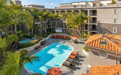 an overhead view of a pool at a resort at Marina del Rey Retreat 2BR--2BA & Close To Venice Beach in Los Angeles