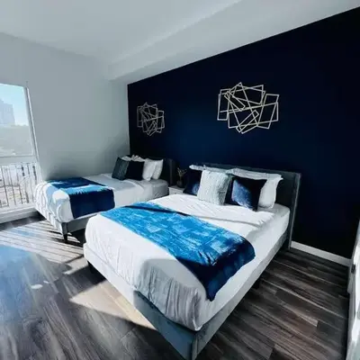 The Central Apartment at Hollywood