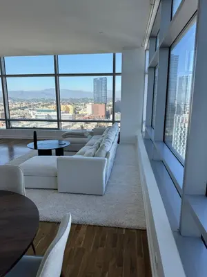 Gallery image of Luxury 2B 2B Ritz Carlton Residence in Los Angeles