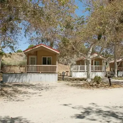 Soledad Canyon Deluxe Cabin 23