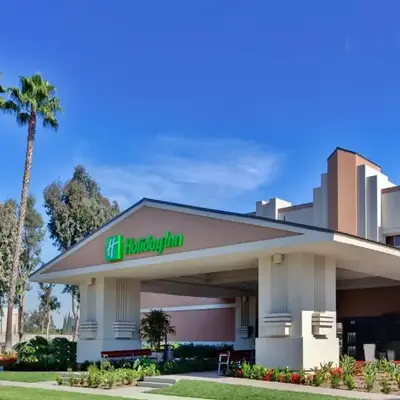 Holiday Inn Hotel & Suites Anaheim by IHG
