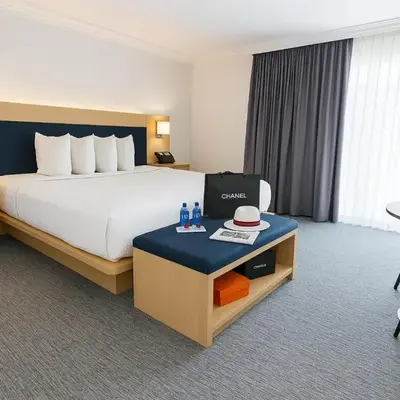 The Live Hotel