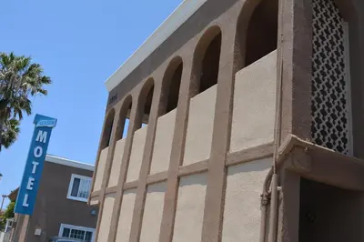 a building with a sign on the side of it at Seaside Motel in Redondo Beach