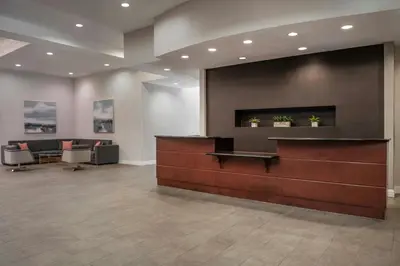 a lobby with a reception desk and a waiting room at Courtyard by Marriott Los Angeles Pasadena/Monrovia in Monrovia
