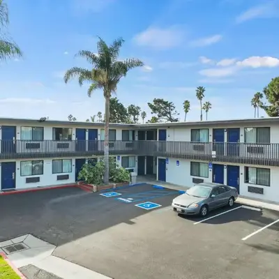Motel 6-Ventura