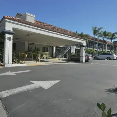 Welcome Inn Corona