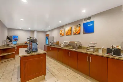 a waiting room at a fast food restaurant at Comfort Inn Anaheim Resort in Anaheim