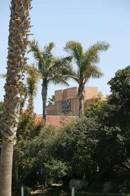 Gallery image of Four Points by Sheraton Ventura Harbor Resort in Ventura