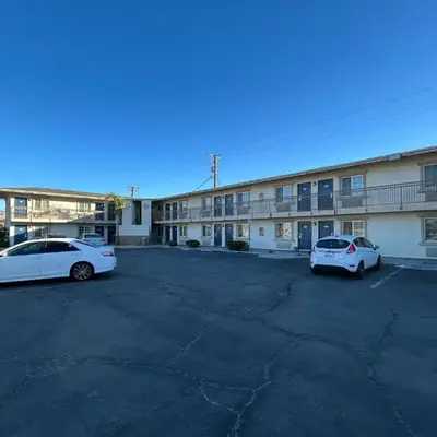 Studio 6 Mojave