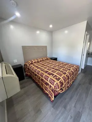 a bedroom with a bed in a room at Eastsider Motel -Downtown LA New Rooms in Los Angeles