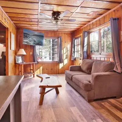 Little Pines Couples Lakeside Cabin by Big Bear Vacations