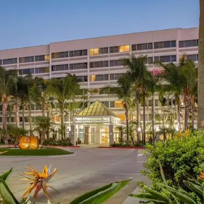 DoubleTree by Hilton LAX - El Segundo