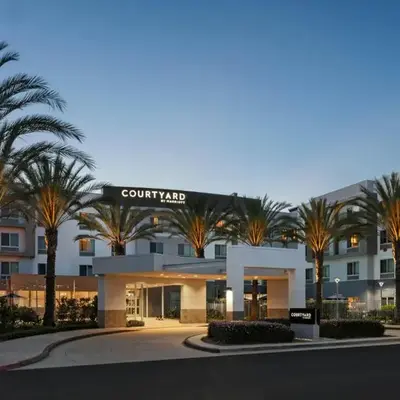 Courtyard Long Beach Airport