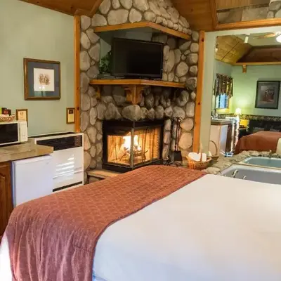 Sleepy Forest Cottages