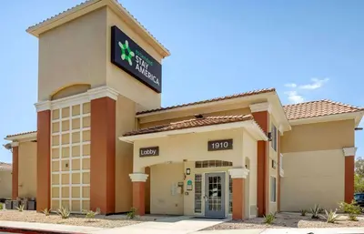 a store front of a hotel with a sign on it at Extended Stay America Suites - Los Angeles - LAX Airport - El Segundo in El Segundo