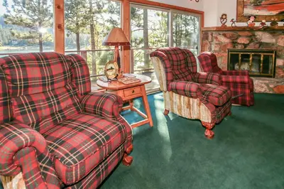 Gallery image of Fishermans Paradise-1792 by Big Bear Vacations in Big Bear Lake