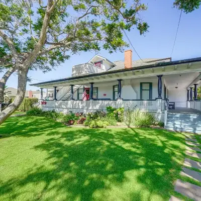 Victorian Carpinteria Apartment Less Than 1 Mi to Beach!