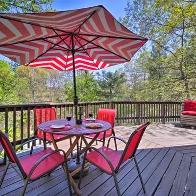 Bikes and Game Room Lovely Lake Arrowhead Home!