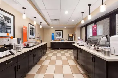 a large kitchen with aasteryasteryasteryasteryasteryasteryasteryasteryasteryasteryastery at Hampton Inn & Suites San Bernardino in San Bernardino
