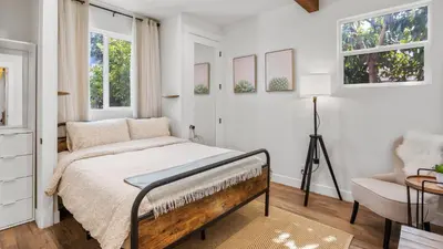 Gallery image of Newly Remodeled Beautiful 2BR Flat in Atwater Village in Glendale