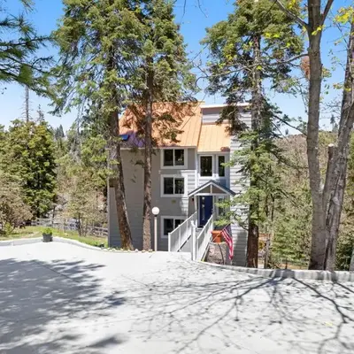 Timber Top Retreat