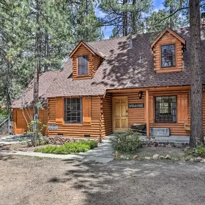 Big Bear Lake Cabin about 4 Mi Snow Summit Ski Resort