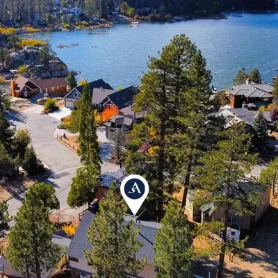 50 yards to Lake Boulder Bay • Pool Table Lakeside in Bearadise by AvantStay