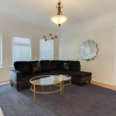 5 Bedroom Koreatown Charmer near DTLA
