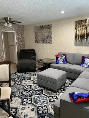 Gallery image of Lovely Berryman Ave Apartment #6 in Los Angeles