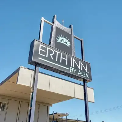 ERTH INN by AGA- Mojave